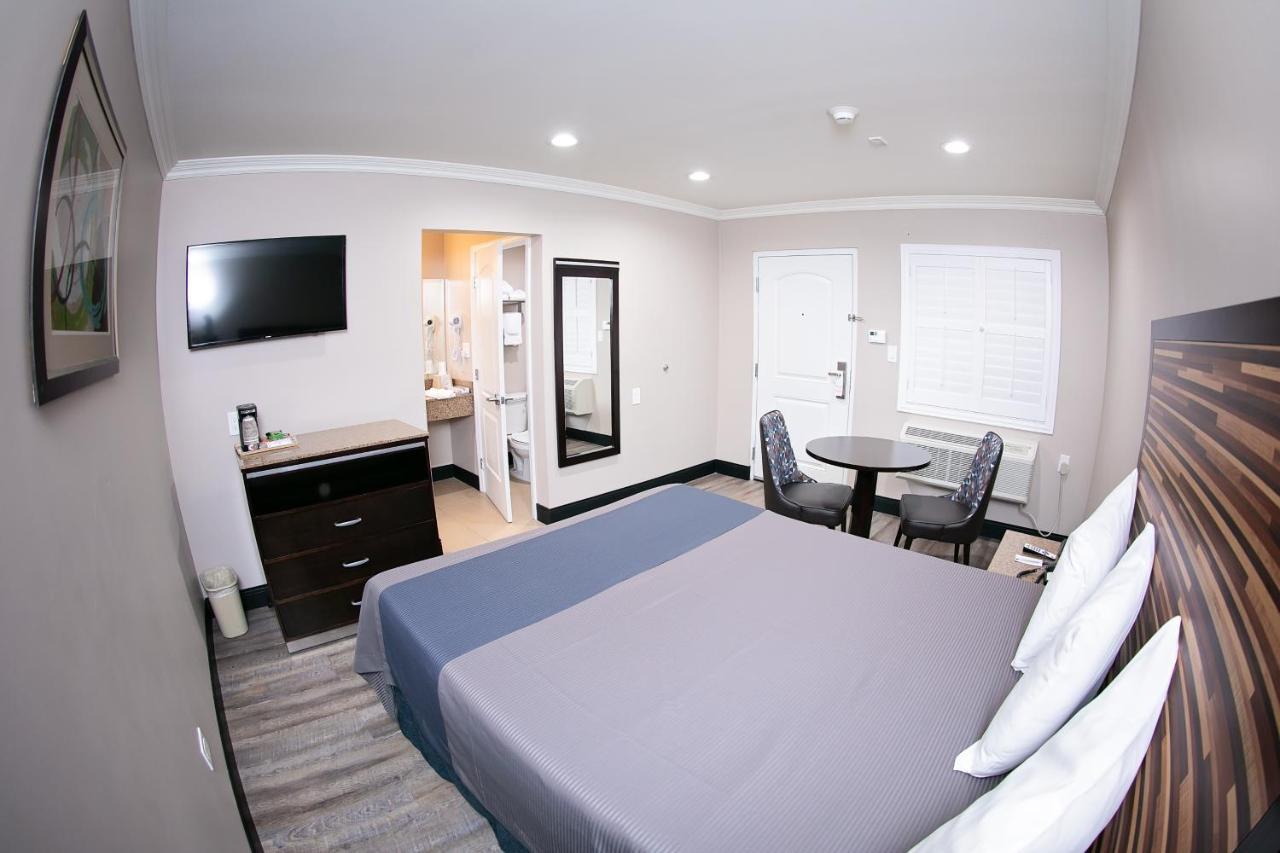 Diamond Bell Inn&Suites Exterior foto